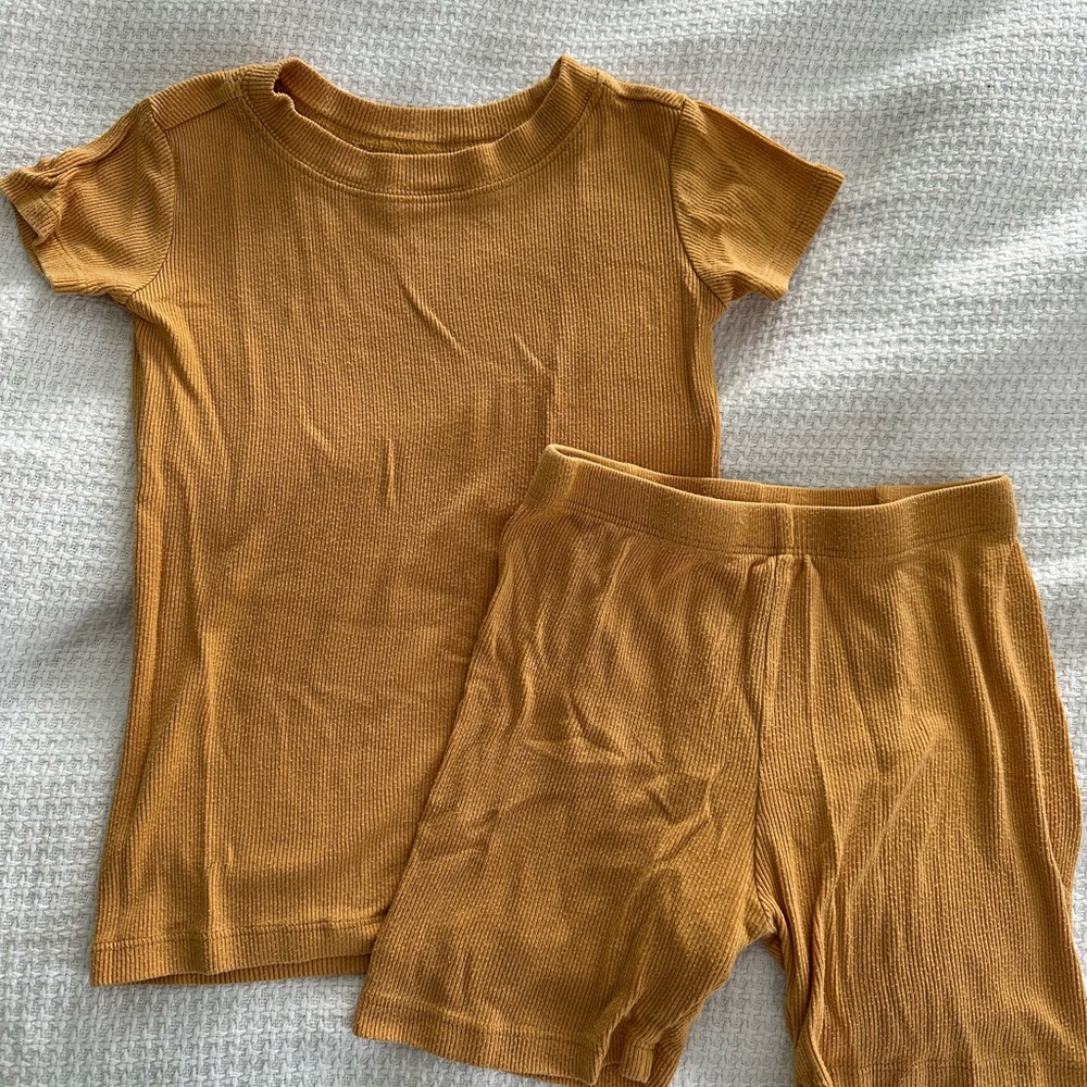 Plain Jane 4T short sleeve set
